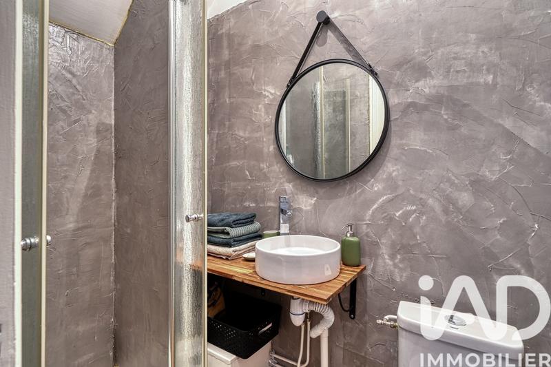 Maison - 180 m² - 8 pièces