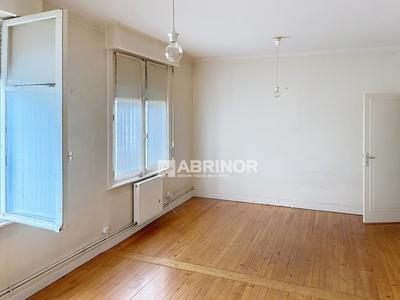 Appartement - 80 m² - 3 pièces