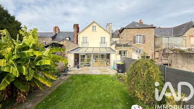 Maison - 168 m² - 7 pièces