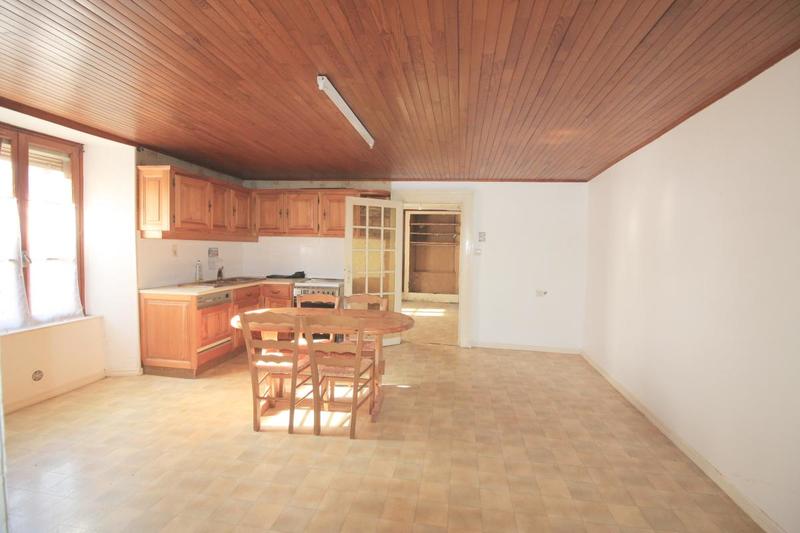 Local commercial - 121 m² - 3 pièces