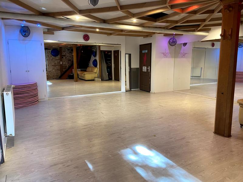 Villa - 373 m² - 10 pièces