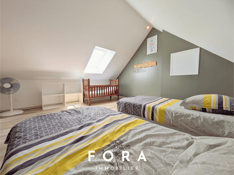 Maison - 140 m² - 6 pièces