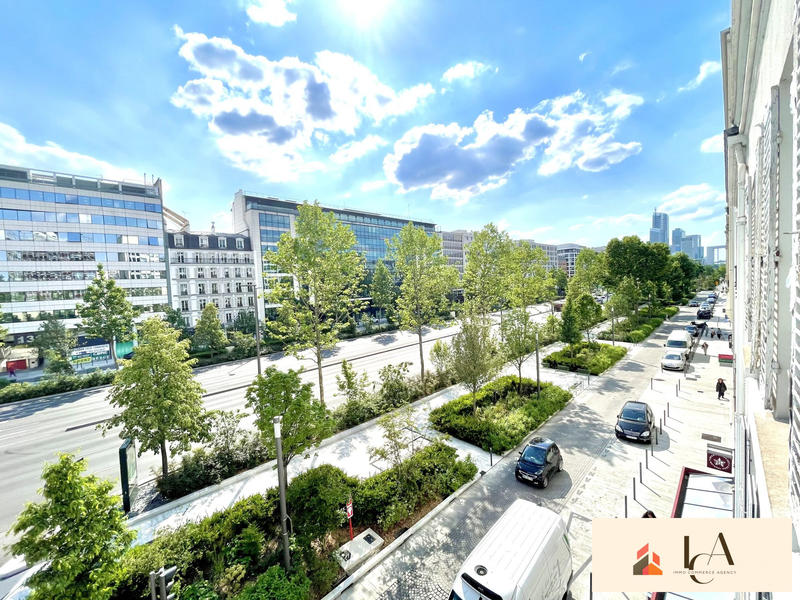 Appartement - 90 m² - 4 pièces