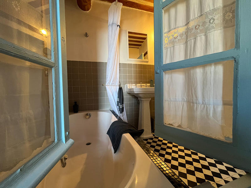 Maison - 184 m² - 6 pièces