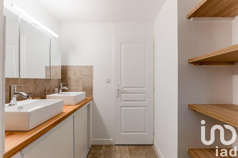 Maison - 282 m² - 8 pièces