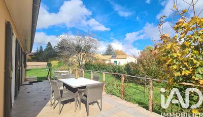 Maison - 102 m² - 5 pièces