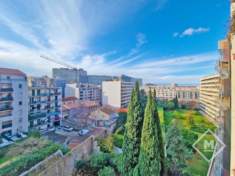 Appartement - 87 m² - 4 pièces