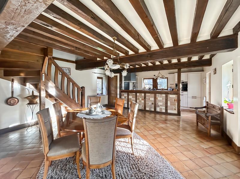 Maison - 165 m² - 6 pièces