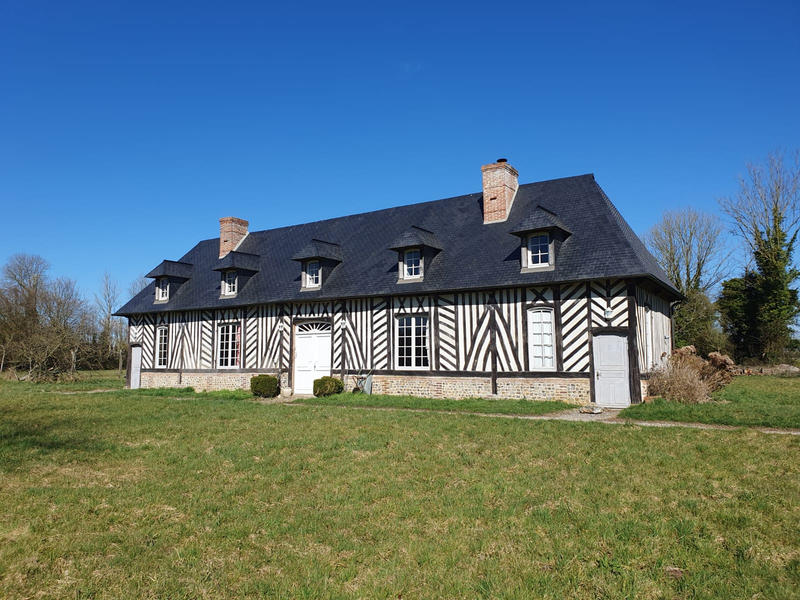 Maison - 200 m² - 10 pièces