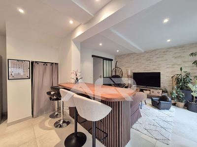 Maison - 135 m² - 5 pièces