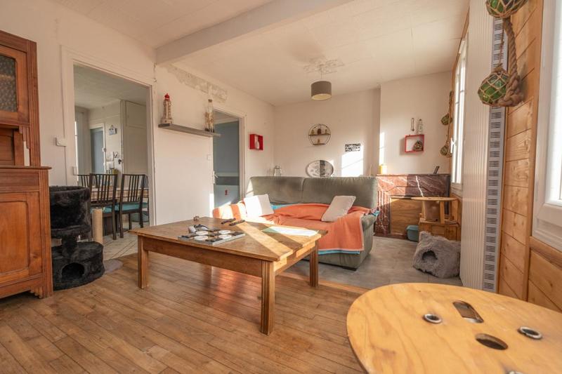 Maison - 102 m² - 5 pièces