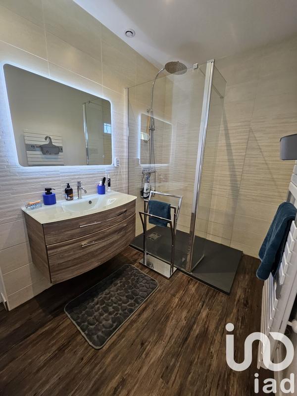 Maison - 224 m² - 7 pièces