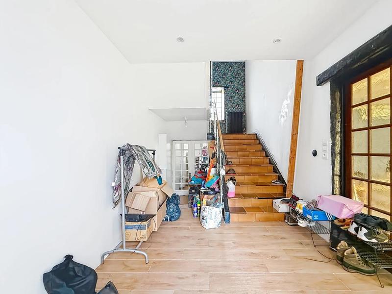 Maison - 220 m² - 4 pièces