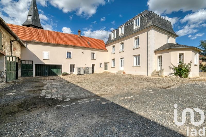 Maison - 320 m² - 10 pièces