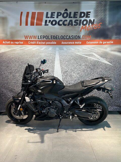 Yamaha Mt 09 y-Amt 900