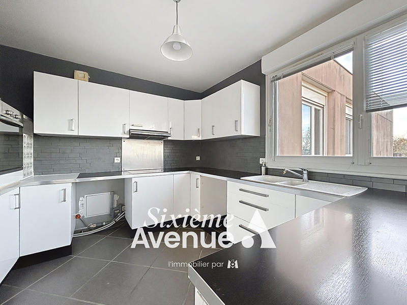 Appartement - 72 m² - 3 pièces