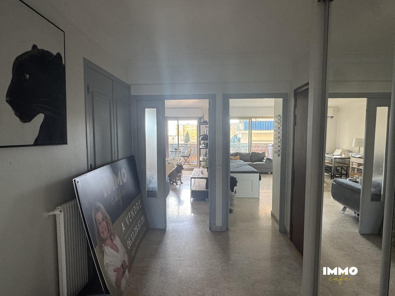 Appartement - 75 m² - 3 pièces