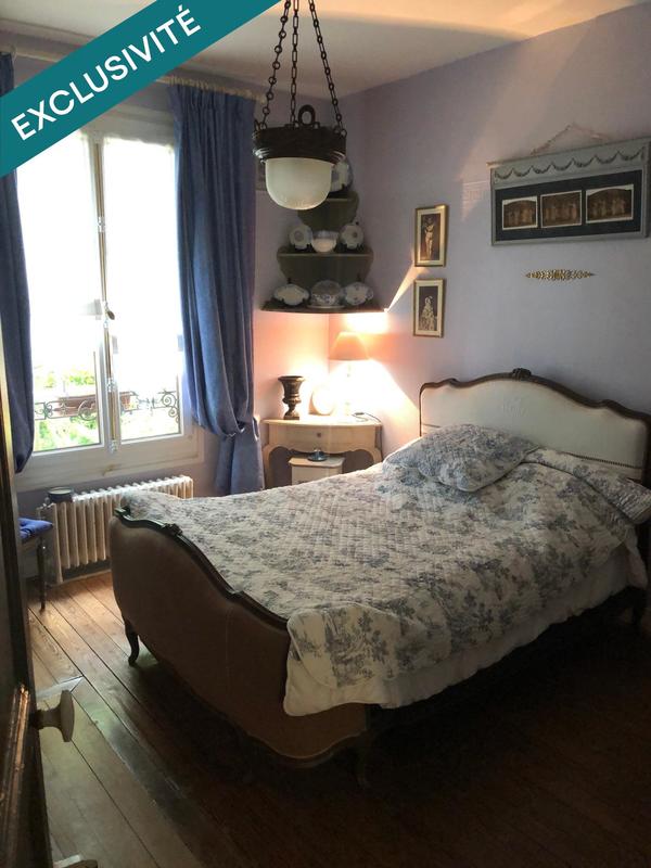 Maison - 225 m² - 9 pièces