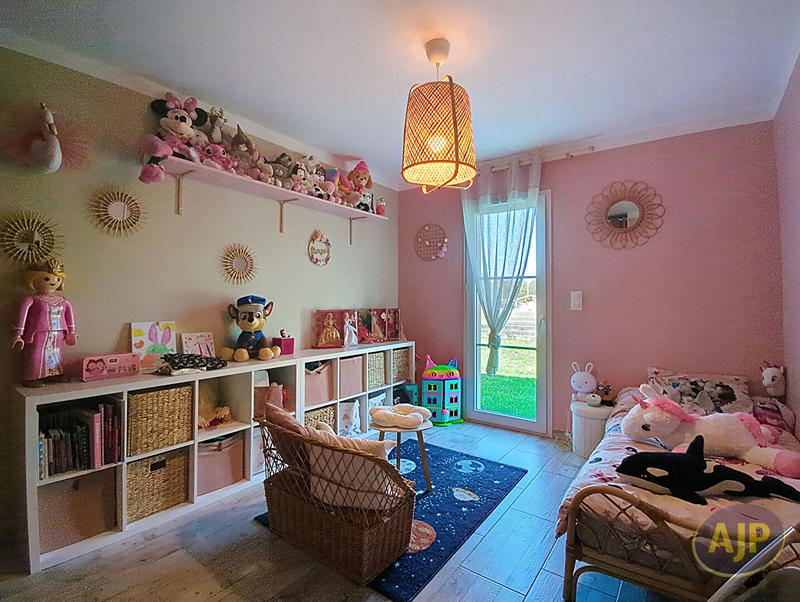 Maison - 141 m² - 5 pièces