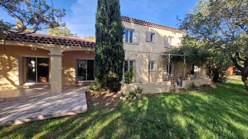 Maison - 151 m² - 5 pièces