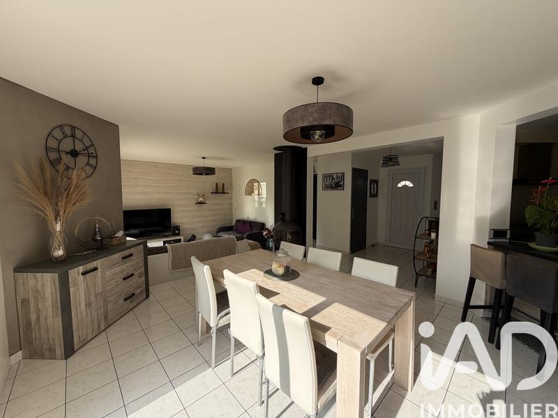 Maison - 137 m² - 6 pièces