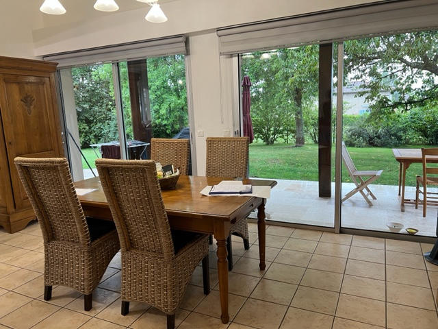 Villa - 170 m² - 6 pièces