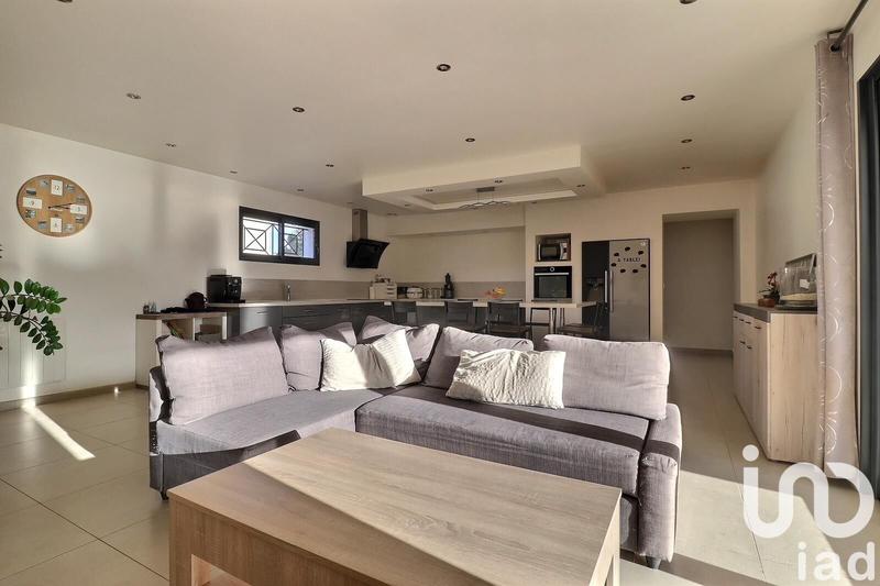 Maison - 134 m² - 7 pièces