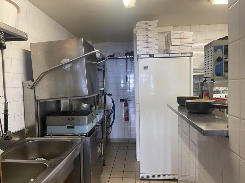 Local commercial - 92 m² - 3 pièces