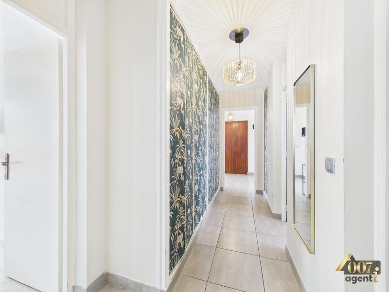 Appartement - 75 m² - 3 pièces