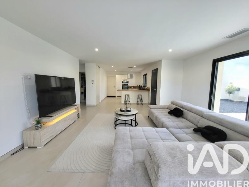 Maison - 95 m² - 4 pièces