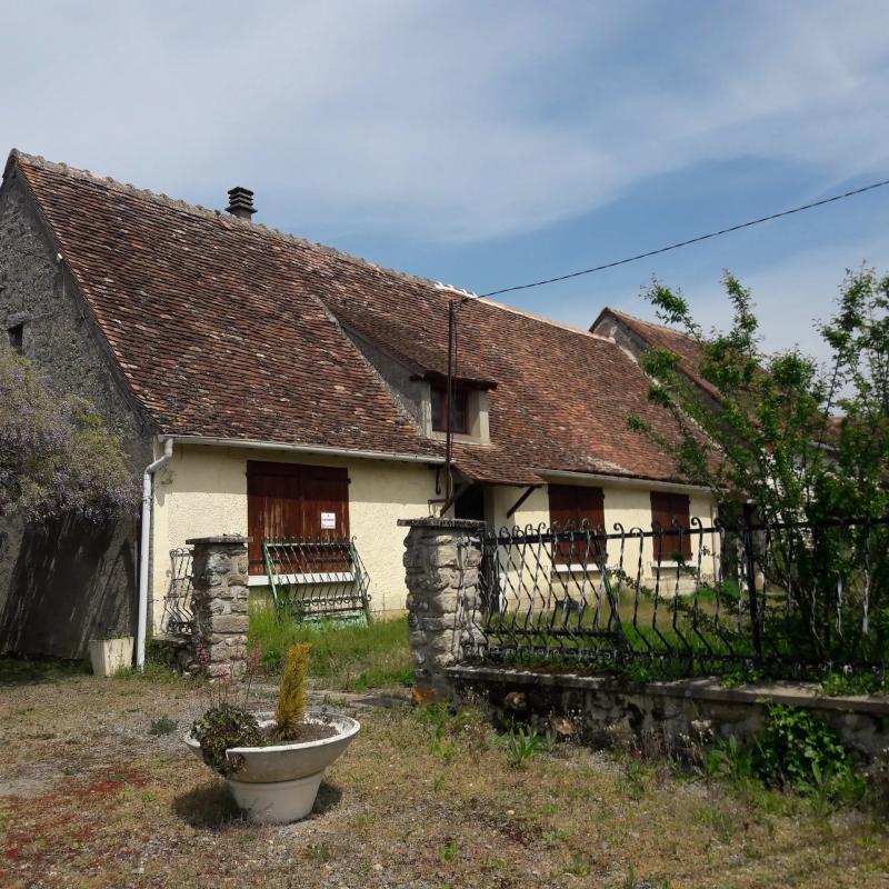 Propriété - 152 m² - 9 pièces