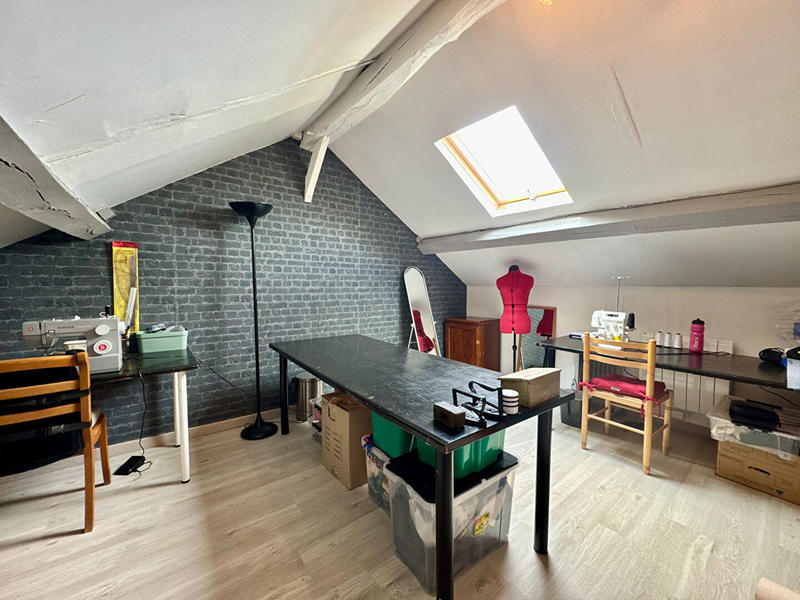 Maison - 226 m² - 8 pièces