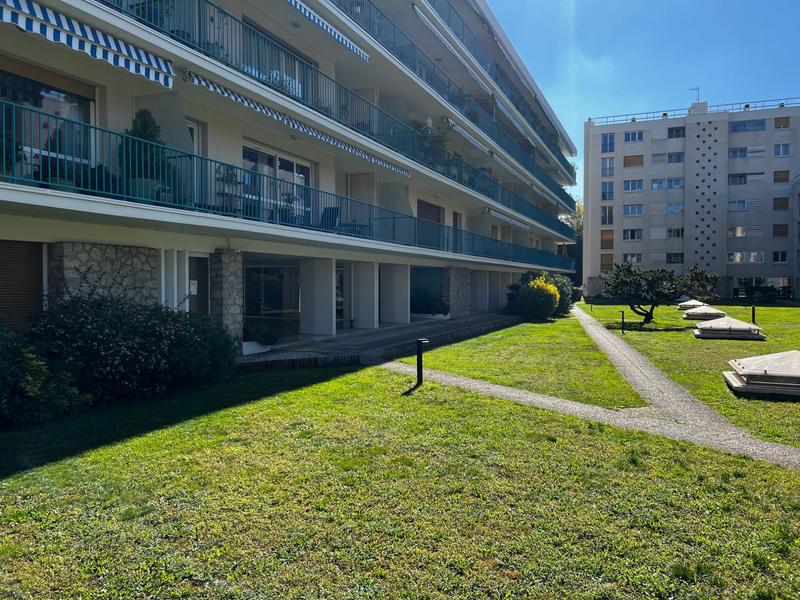 Appartement - 76 m² - 4 pièces