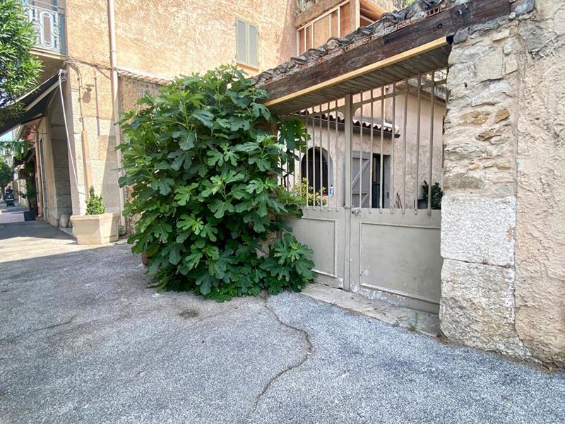 Loft - 111 m² - 3 pièces