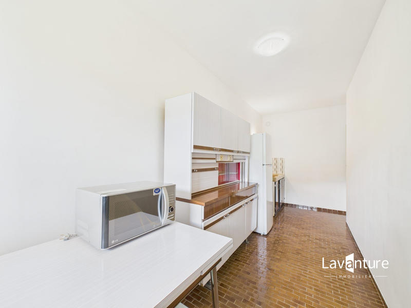 Appartement - 83 m² - 4 pièces