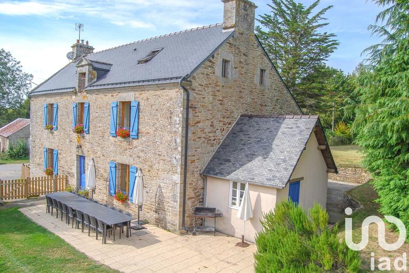 Maison - 265 m² - 11 pièces