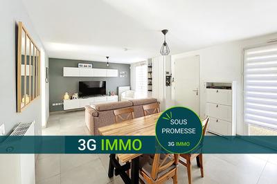 Maison - 80 m² - 5 pièces