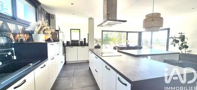 Maison - 150 m² - 5 pièces