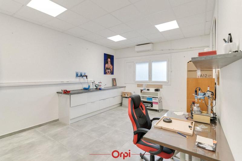 Local commercial - 67 m²