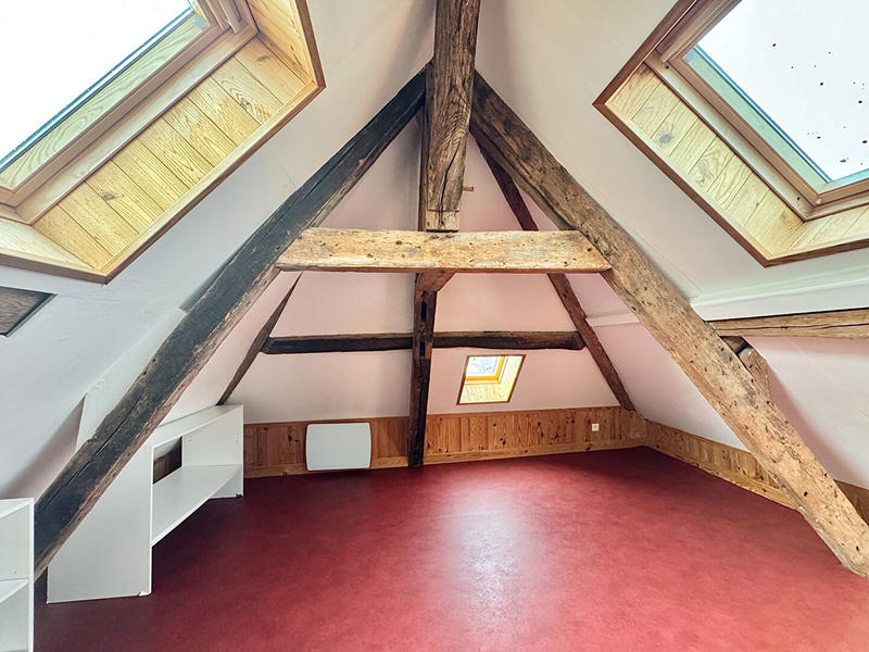 Maison - 98 m² - 5 pièces