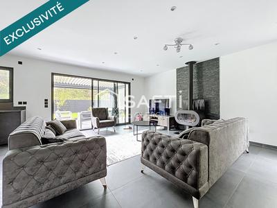 Maison - 168 m² - 6 pièces