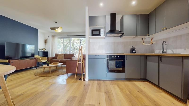 Appartement - 106 m² - 7 pièces