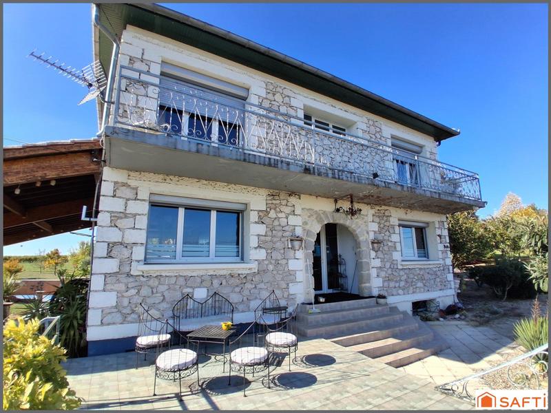 Maison - 147 m² - 6 pièces