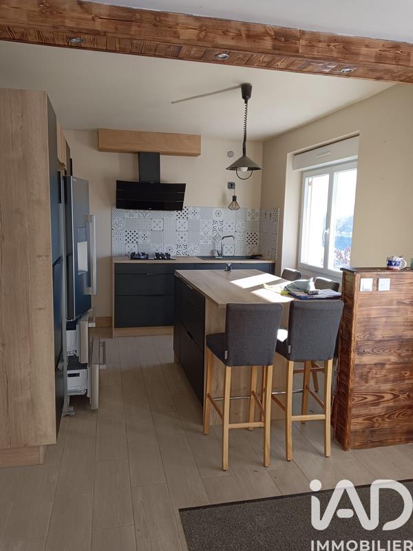 Maison - 121 m² - 5 pièces