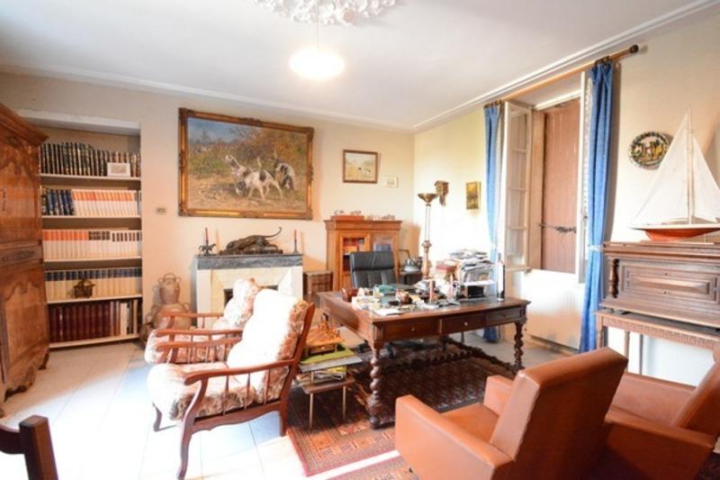 Maison - 206 m² - 6 pièces