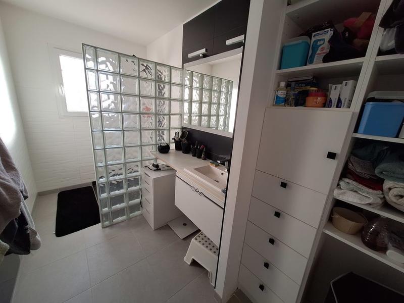 Maison - 97 m² - 4 pièces