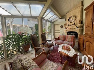 Maison - 288 m² - 9 pièces