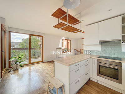 Appartement - 80 m² - 4 pièces