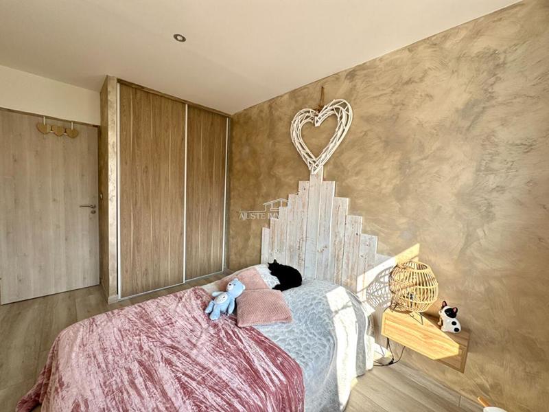 Maison - 136 m² - 4 pièces