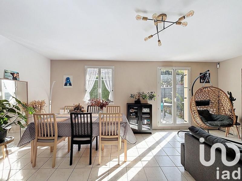 Maison - 80 m² - 5 pièces